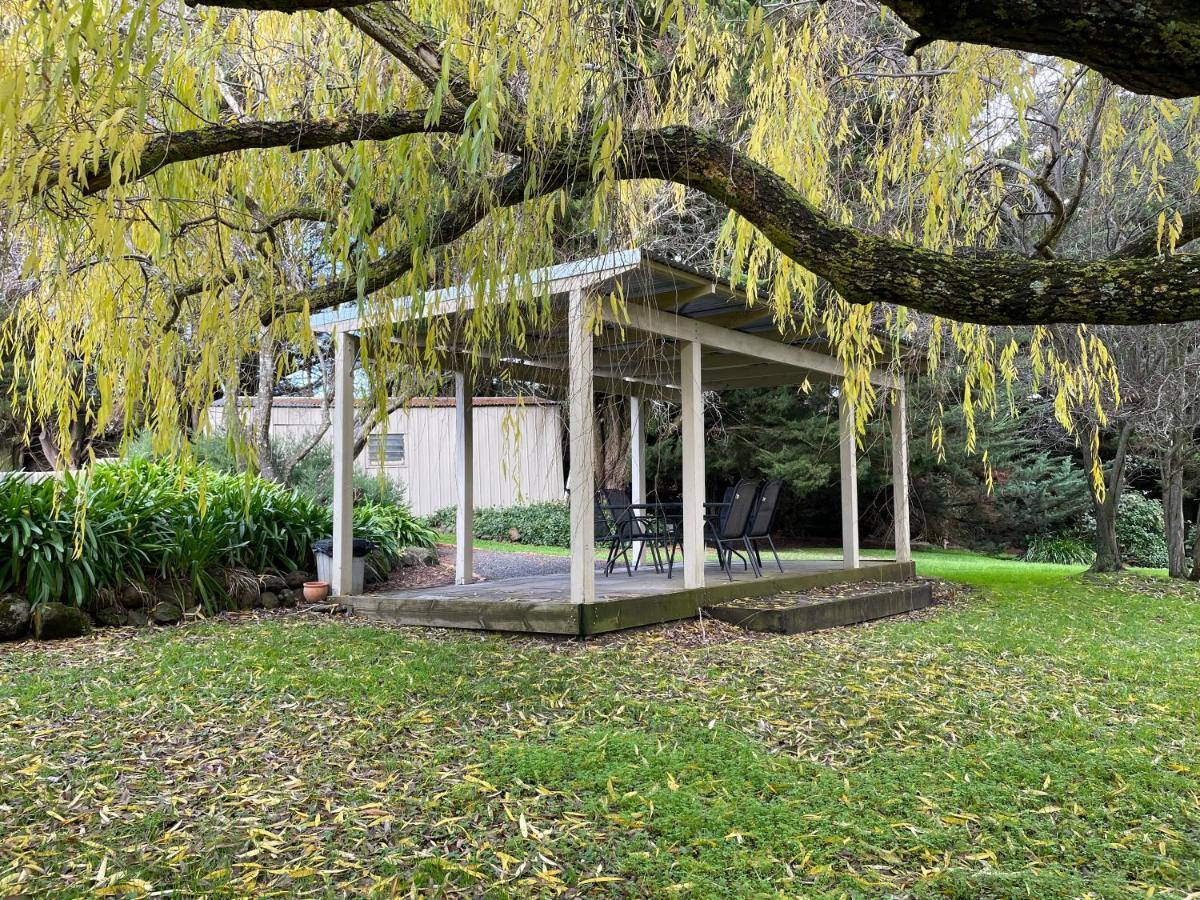 Central Highlands Motor Inn Kyneton Kültér fotó